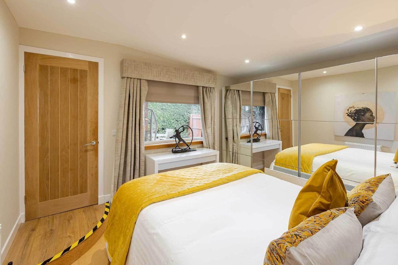 Garthill Lodge & Studio Falkirk Habitación foto